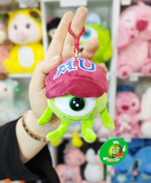 عروسک آویز مایک کلاهدار شرکت هیولاها سالیوان