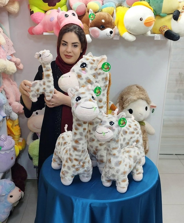 عروسک زرافه