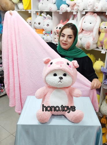 عروسک بالشتی پتودار طرح خرس لباس خوک