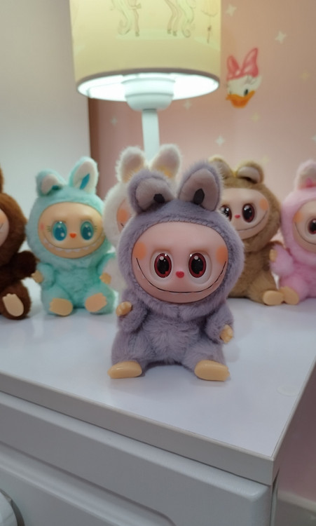 عروسک لبوبو