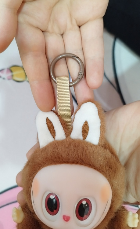 عروسک لبوبو