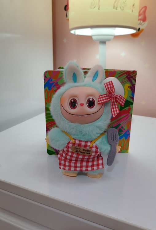 عروسک لبوبو