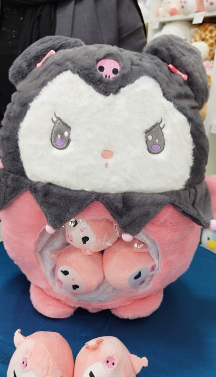 عروسک بچه دار طرح کرومی