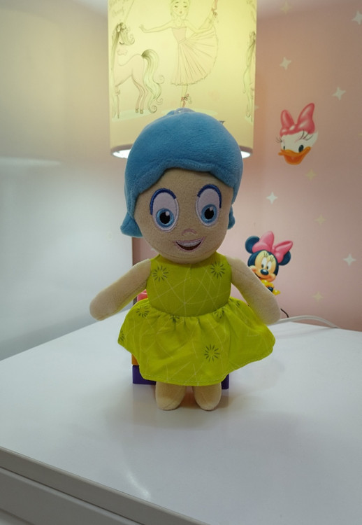 عروسک شخصیت های انیمیشن درون و بیرون