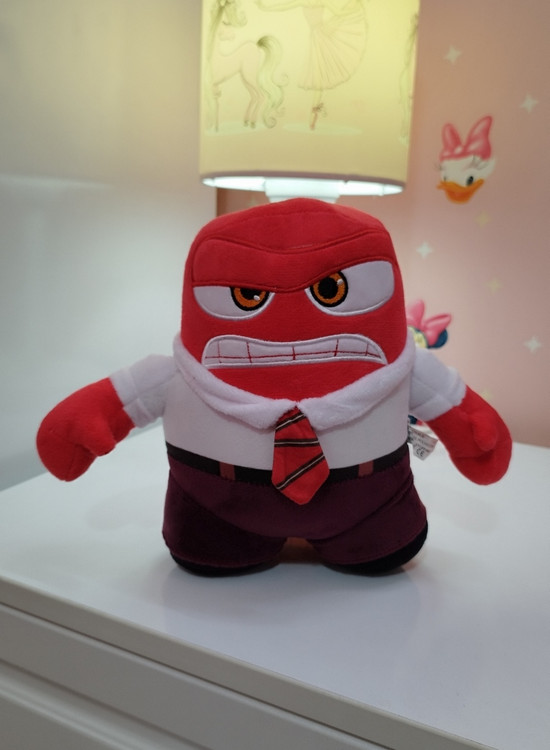 عروسک شخصیت های انیمیشن درون و بیرون